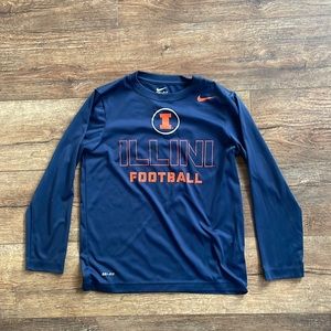 Youth medium blue illinois football long sleeve t-shirt. Great condition.